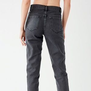 BDG High-rise mom jean